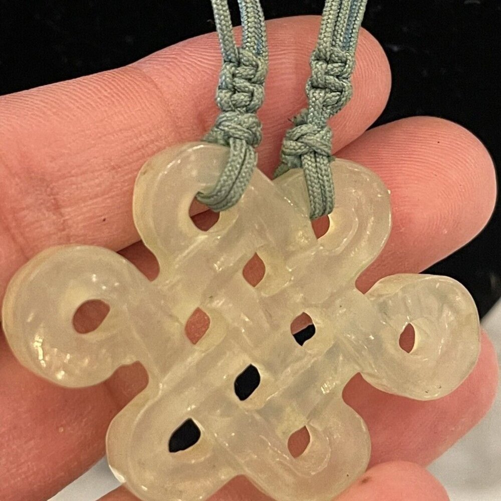 Antique Jade Chinese Carved Translucent Nephrite Pierced Openwork Pendant - Picture 4 of 8